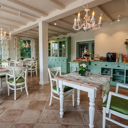 Landhaus- Fruehstueckspension Im * Brombachtal