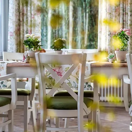 Vendégház Landhaus- Fruehstueckspension Im *