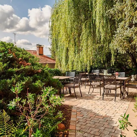 Guest house Landhaus- Fruehstueckspension Im *