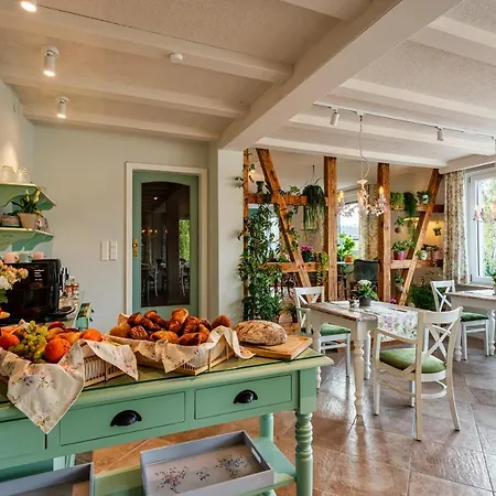 Vendégház Landhaus- Fruehstueckspension Im