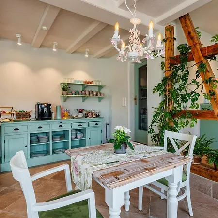 Landhaus- Fruehstueckspension Im Vendégház *