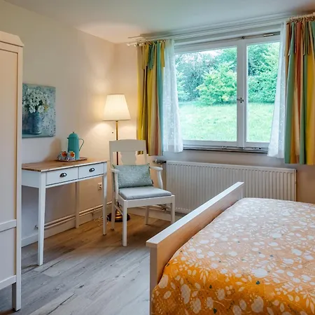 Landhaus- Fruehstueckspension Im Brombachtal