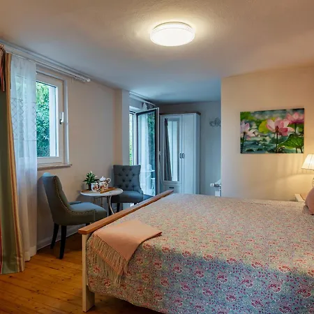 Guest house Landhaus- Fruehstueckspension Im