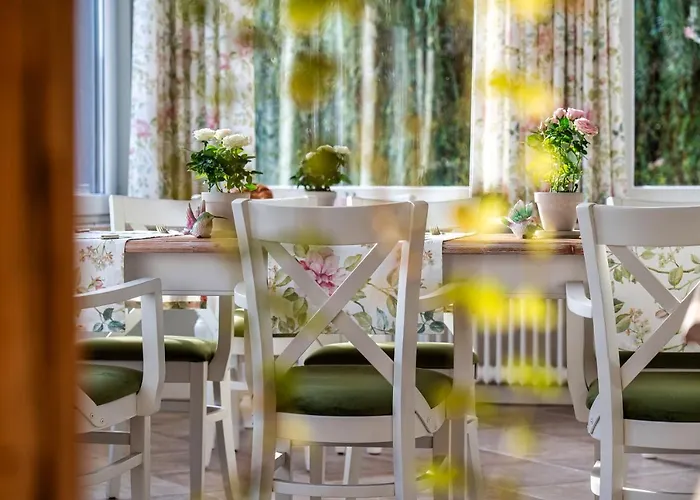 Konukevi Landhaus- Fruehstueckspension Im *