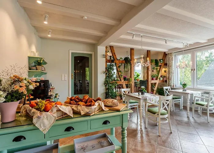 Konukevi Landhaus- Fruehstueckspension Im