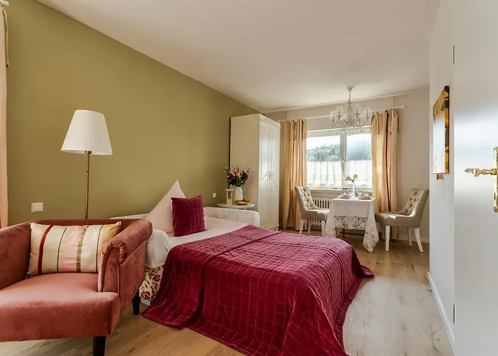 Konukevi Landhaus- Fruehstueckspension Im *