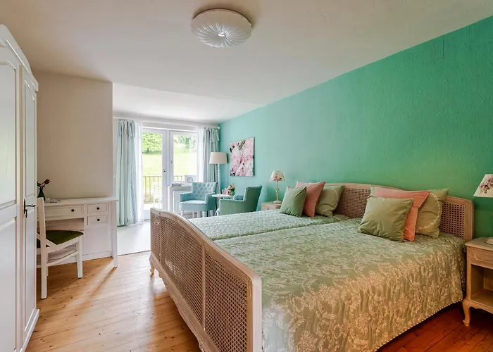 Landhaus- Fruehstueckspension Im Konukevi Brombachtal