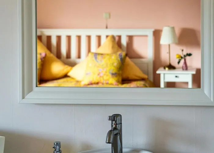 Landhaus- Fruehstueckspension Im Konukevi Brombachtal