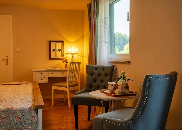 Landhaus- Fruehstueckspension Im Brombachtal